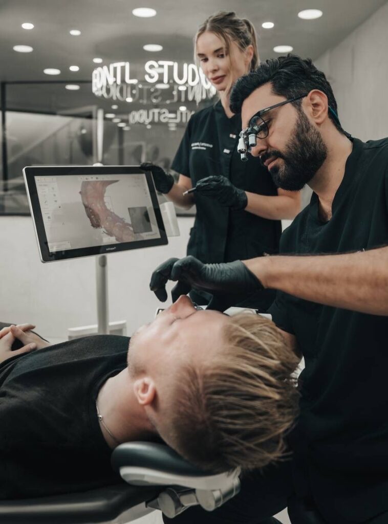 3D Scanning and AI Cosmetic Dentistry