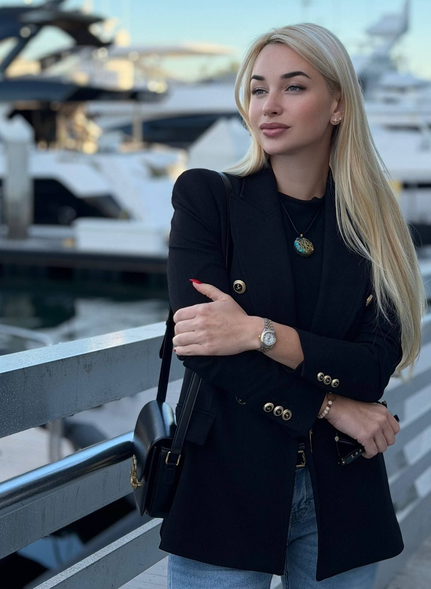 A life coach who spotted the pattern: how hundreds of client stories became a methodology — and an AI platform