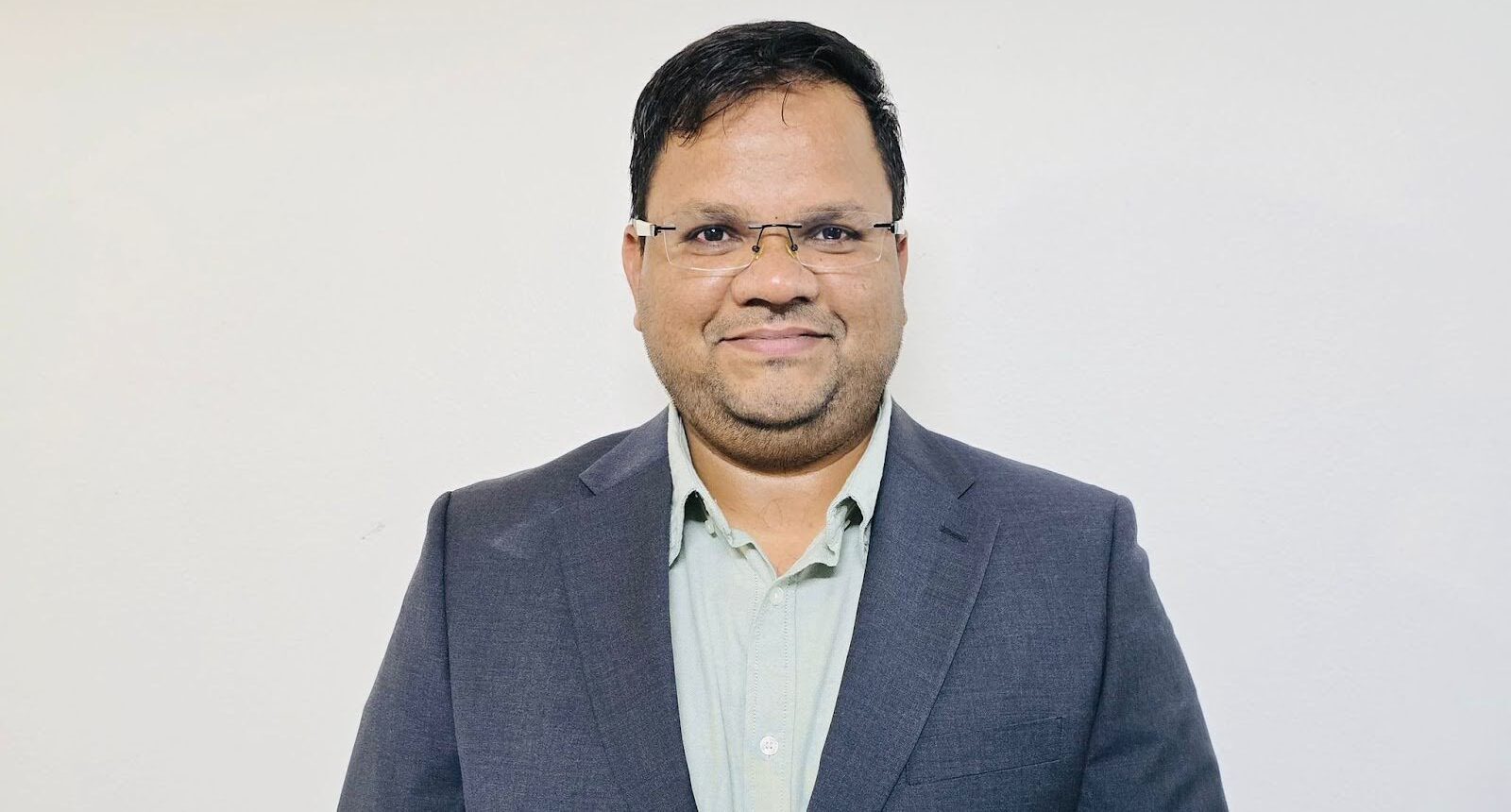 Iqbal Ansari: A Visionary Leader in Financial Systems and Agile Project Management