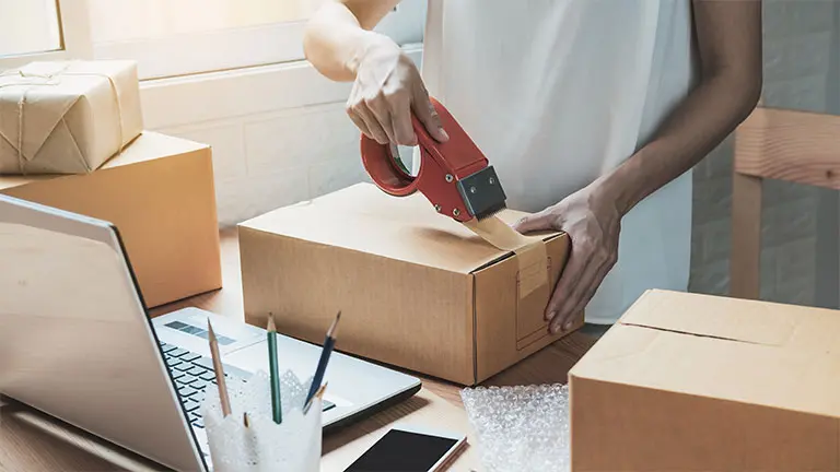 How Ecommerce Brands Use Custom Packaging to Reduce Costs and Improve Customer Experience