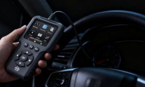 UJS Safescan & Rocco Review: Two Practical OBD2 Scanners Worth Considering