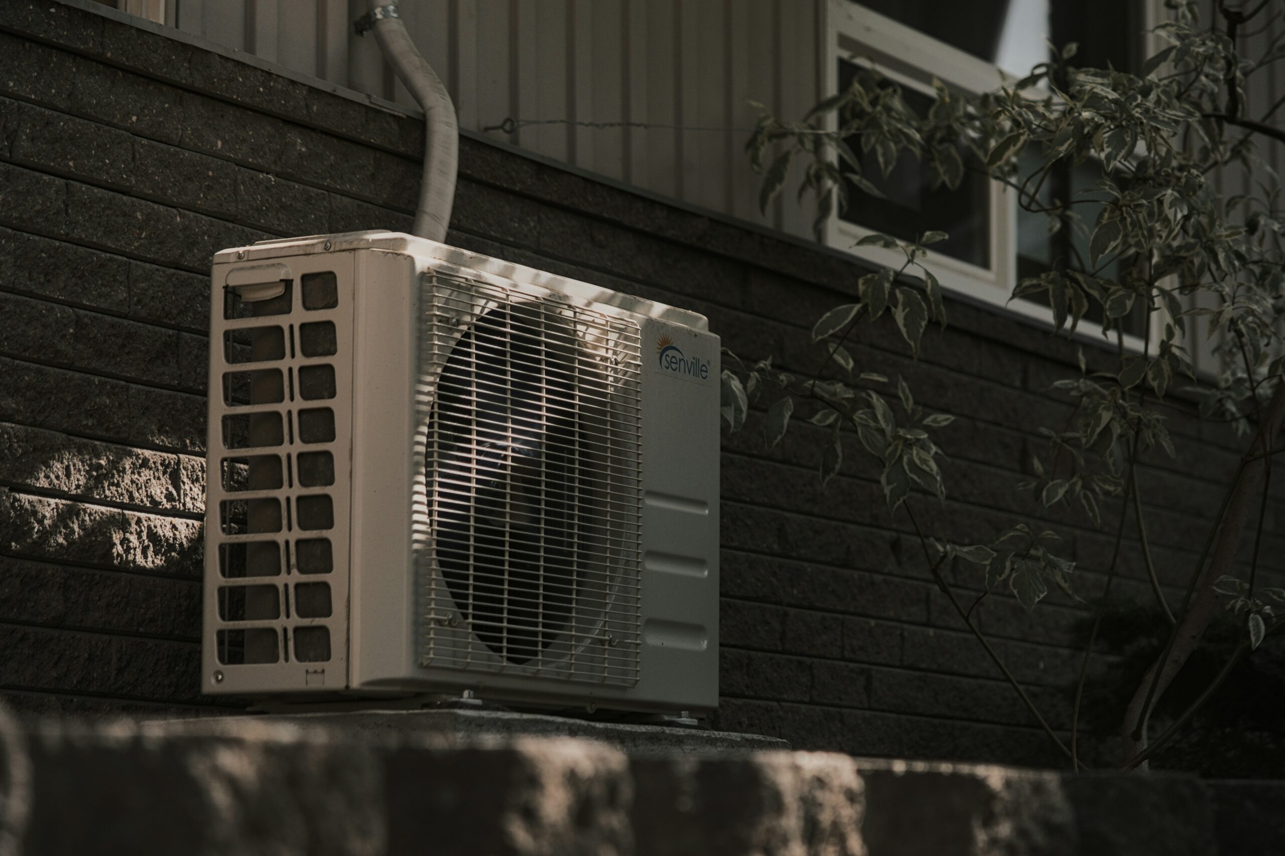 Common AC Issues That Require Immediate Professional Repair