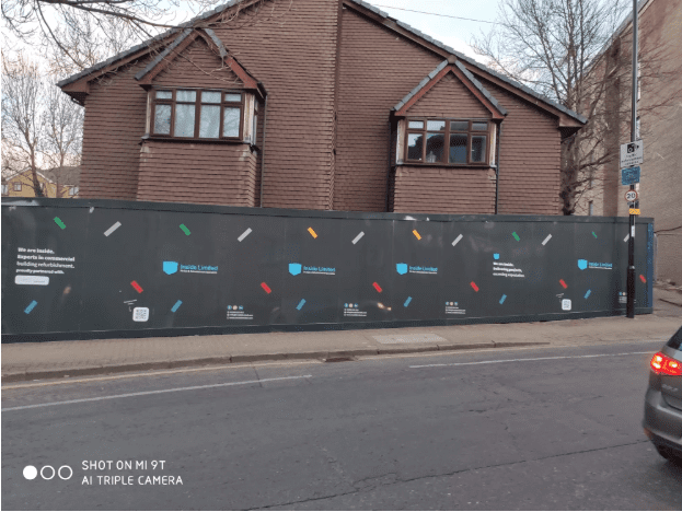 How to Choose the Right Hoarding Boards for Construction