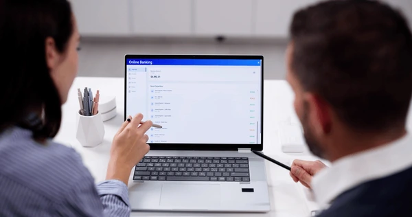 Business Checks: A Smart Financial Tool