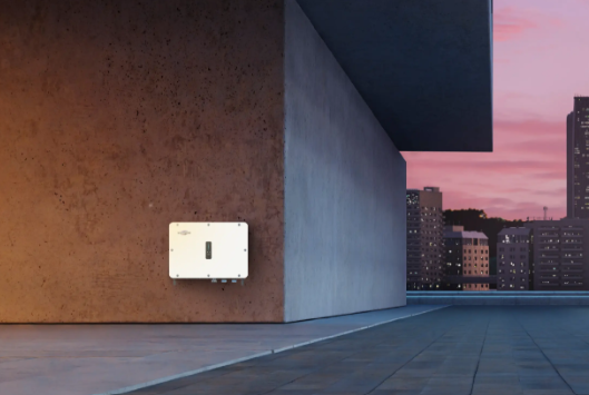 Hybrid Inverters vs Traditional Inverters: What C&I Users Should Know ...