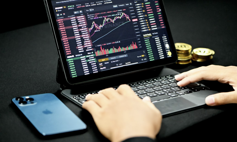 Elev8 Trading in Indonesia – Opportunities, Tools, and What to Expect