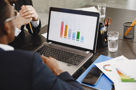 How to Stay Organized While Managing an Online Business