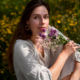 Authentic Unposing: Why Isabelle Bataglin Rejects the “Plastic Portrait”