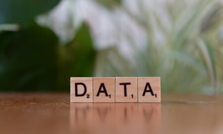 Data preparation and model evaluation process in machine learning pipeline