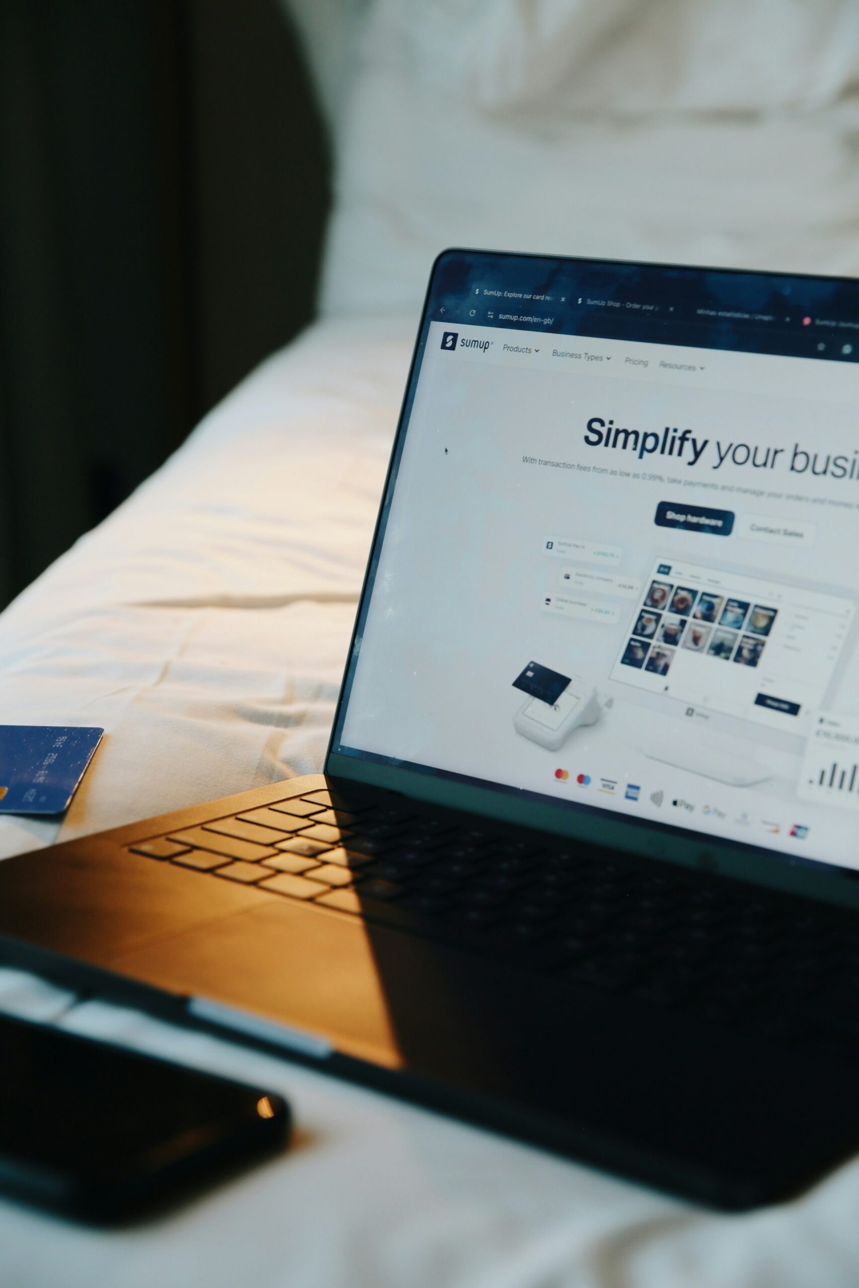 Website hosting and cloud infrastructure comparison showing servers, cloud technology, WordPress hosting, and website performance optimization