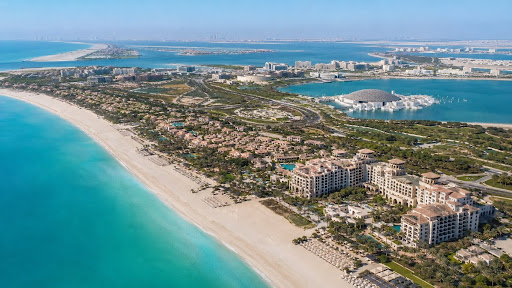 Things To Do In Abu Dhabi: The Ultimate Travel Guide