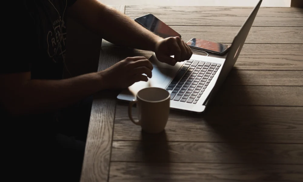 8 Features to Look for When Choosing a Digital Trust Provider