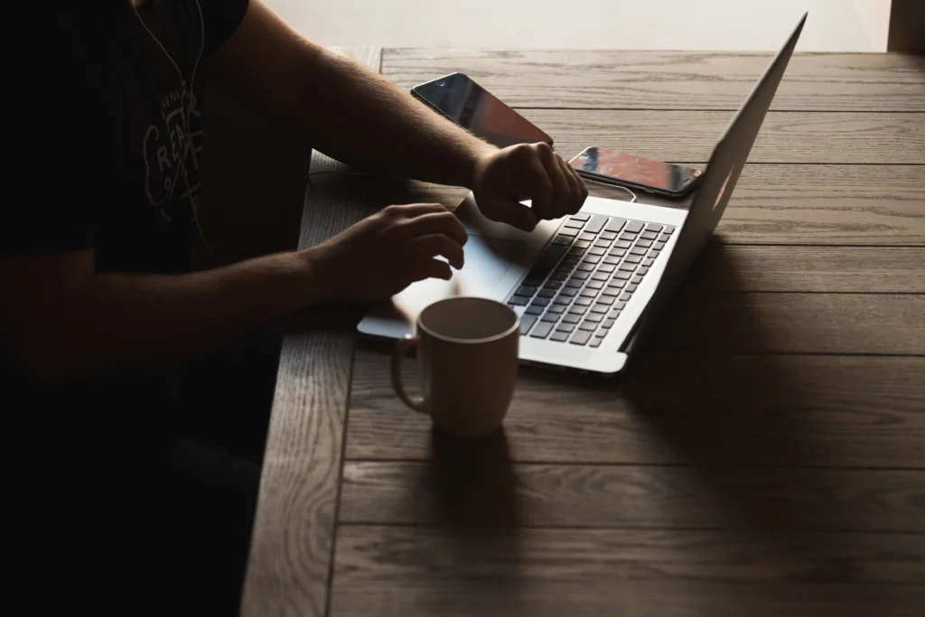 8 Features to Look for When Choosing a Digital Trust Provider