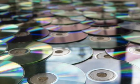 A next-gen optical disc targets 1,000x CD density, but room-temperature hurdles remain