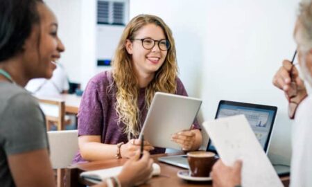 How AI Audio-to-Text Tools Are Revolutionizing Meeting Notes and Conversations