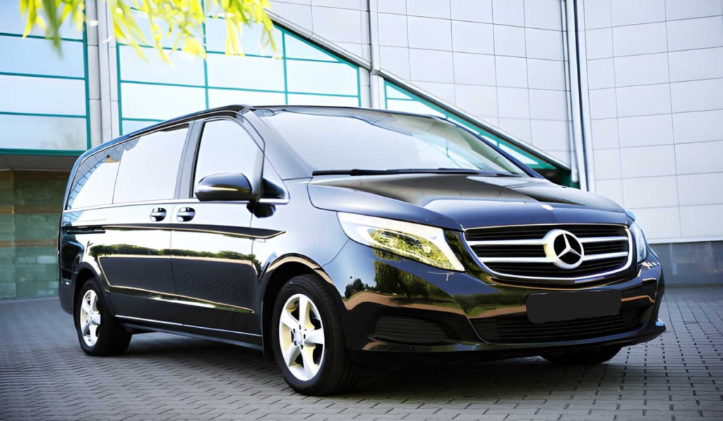 Travel Option from Dubai to Abu Dhabi for Tourists