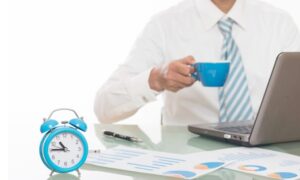 How Option Strategies Save Time for Busy Working Professionals?