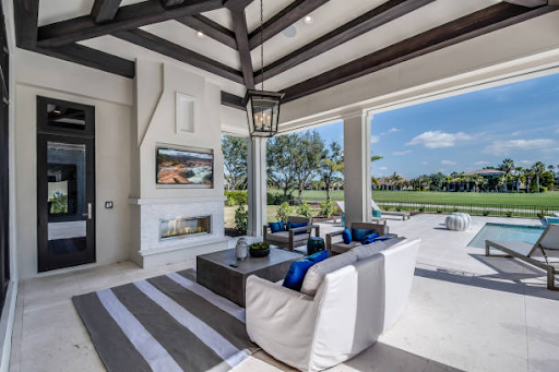 The Rise of Durable Outdoor Media Systems for Homes, Patios, and Commercial Venues