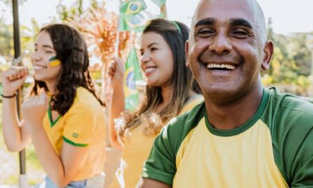 Travel Smart in 2026: eSIM, Concerts & Tunisia