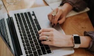For credit unions, fintech, and other lenders, the latest credit risk assessment software incorporates alternative data sources to provide a more complete, real-time picture of a borrower's true financial situation. This allows lenders to increase approval rates without increasing default risk.