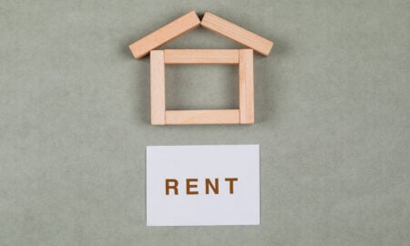 Best rent payment reporting service comparison showing how IdentityIQ helps renters build credit with rent reporting and credit monitoring.