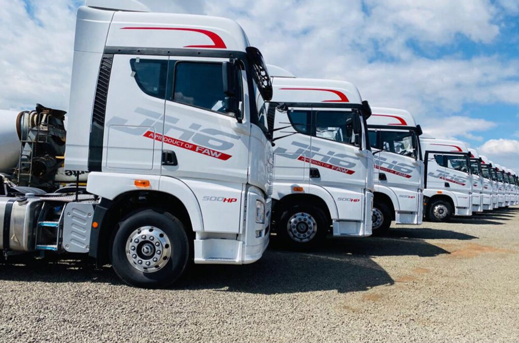 Chinese Supplier for Semi Trailers, Light Trucks