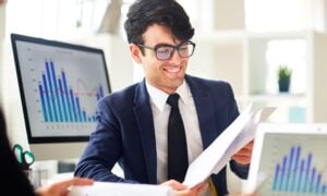 Distinguishing advisors from promoters: A framework for investors