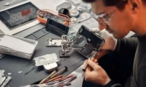 Local Electronics Repair Shops for Phone, Tablet, Console