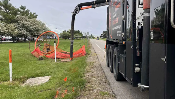 Columbus Daylighting hydro excavation crew performing potholing services in Central Ohio