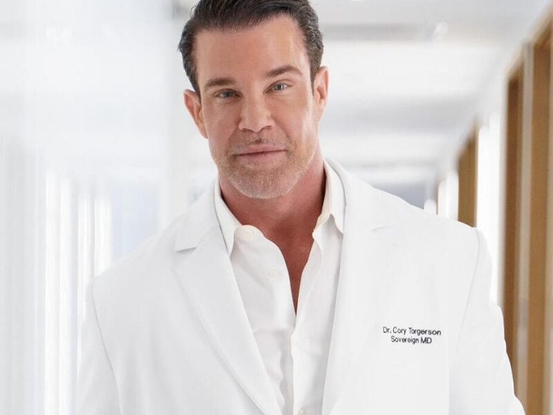 Dr. Cory Torgerson of The Toronto Hair Transplant Clinic Introduces Combined FUE, PRP, and Laser Phototherapy Protocol to Preserve Native Hair Density