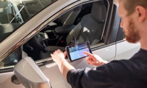 Modern Windshield: Why Automotive Glass
