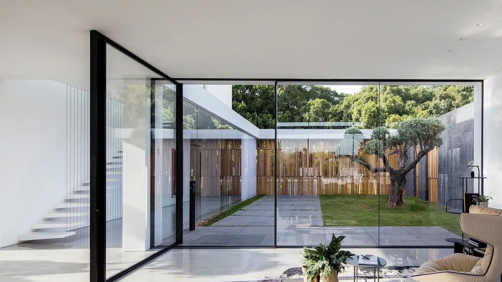AMJ Windows & Doors focuses on custom aluminum window and door solutions for project buyers, with manufacturing, system selection, project coordination and export support managed around the requirements of each project.