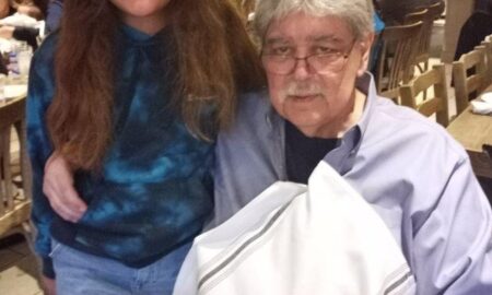 78-Year-Old Chicago Widower Launches Crowdfunding Campaign After Losing $45,000 to False Online Promises