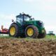 When to Hire a Tractor Trailer Accident Lawyer After a Crash