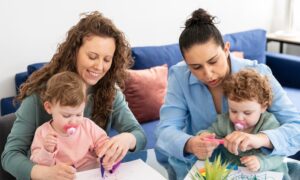 Finding the Right Babysitter for Your Family’s Everyday Needs
