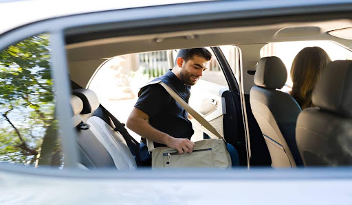 Car Lift Operator Between Dubai & Abu Dhabi