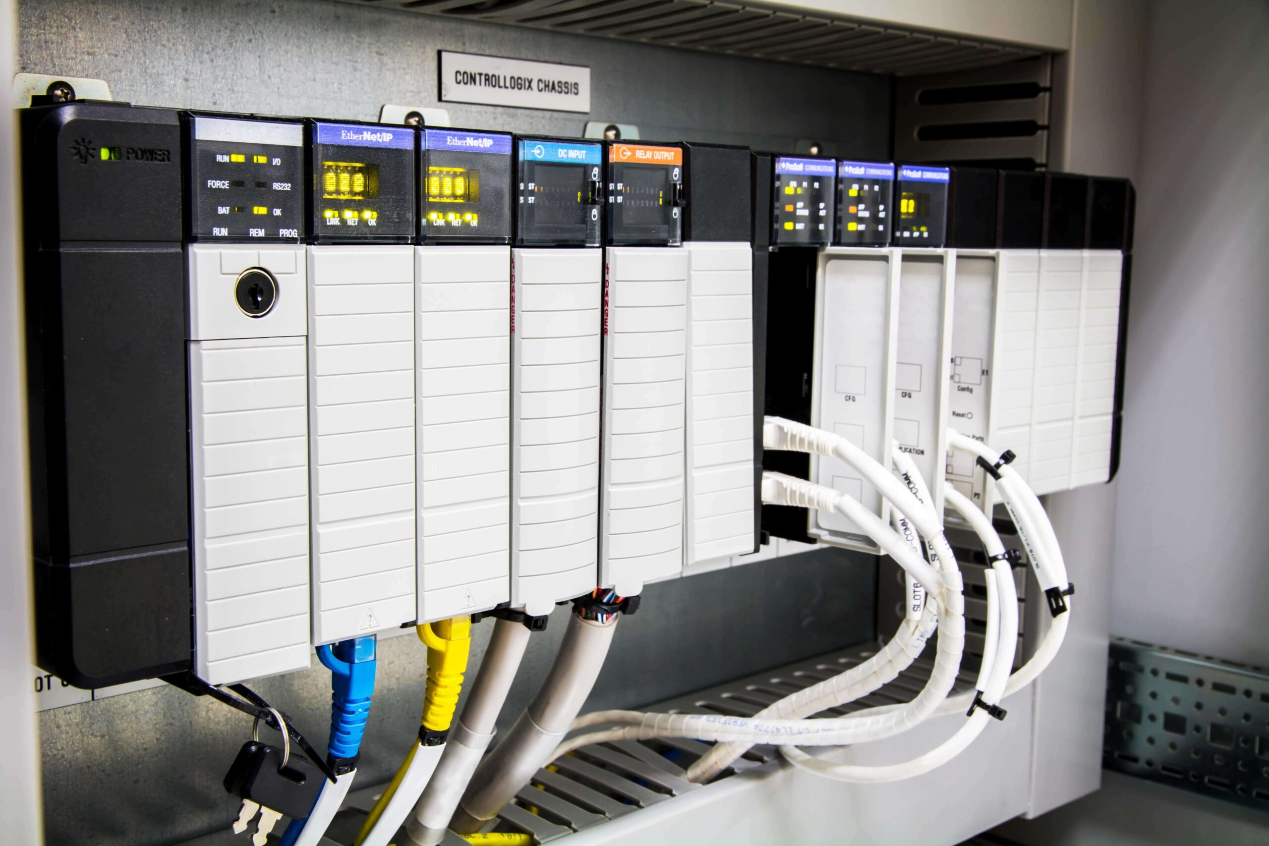 Ildana-training-programmable-logic-controllers-plcs-introductory-course-ab-siemens-virtual-online-scaled