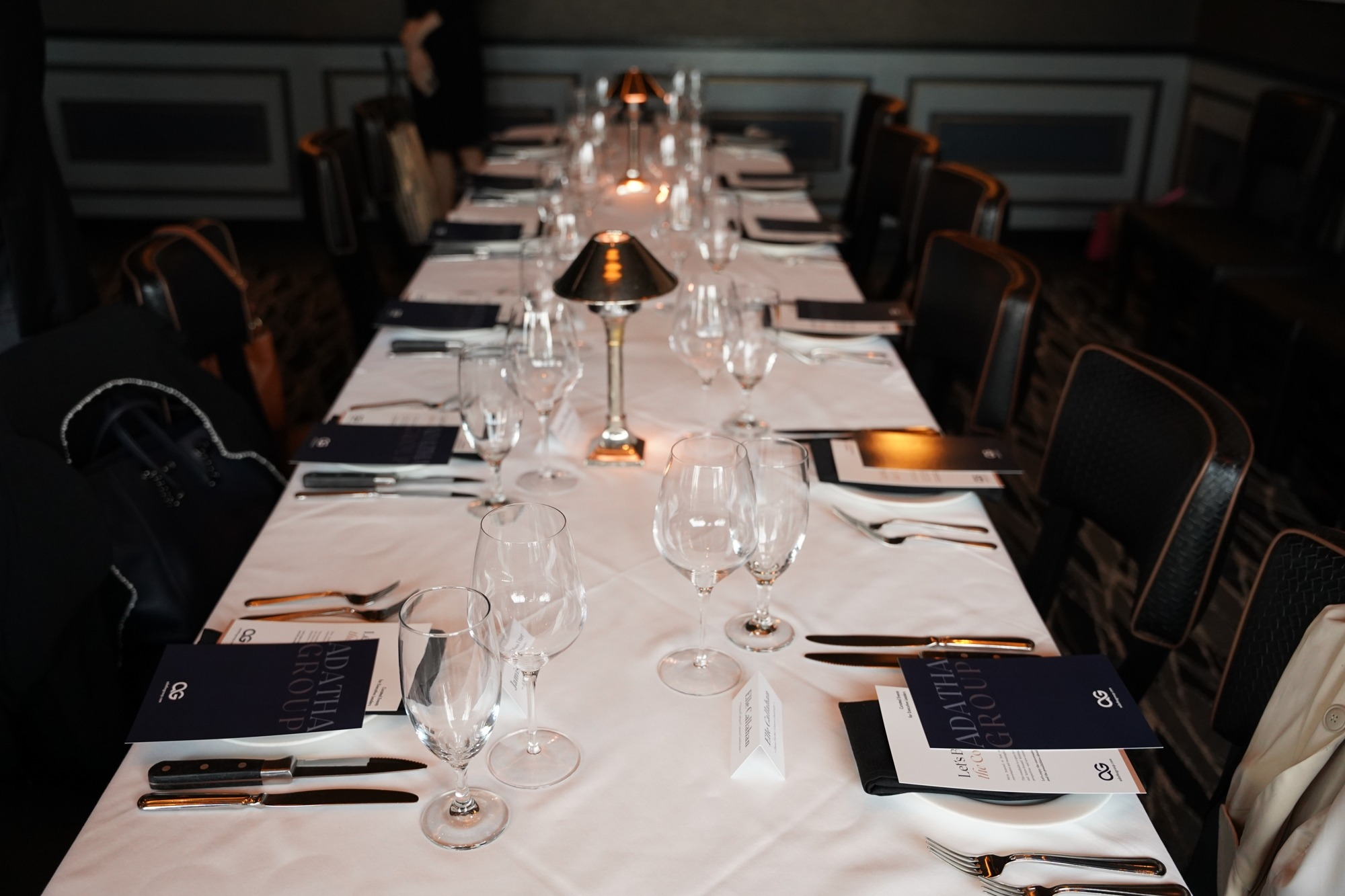 How Executive Roundtables Help B2B Companies Build Trust With Senior Decision-Makers