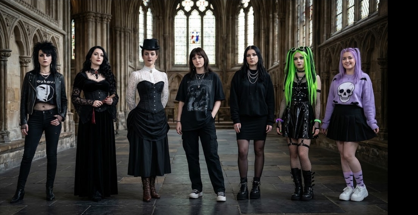 The Different Types of Goth Fashion and How to Wear Them