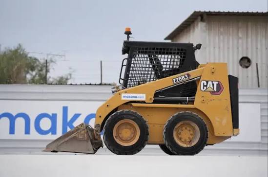 Attachment Compatibility for Mini Track Loaders