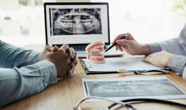 Searching for an Emergency Dentist Near Me? Here’s What You Need to Know
