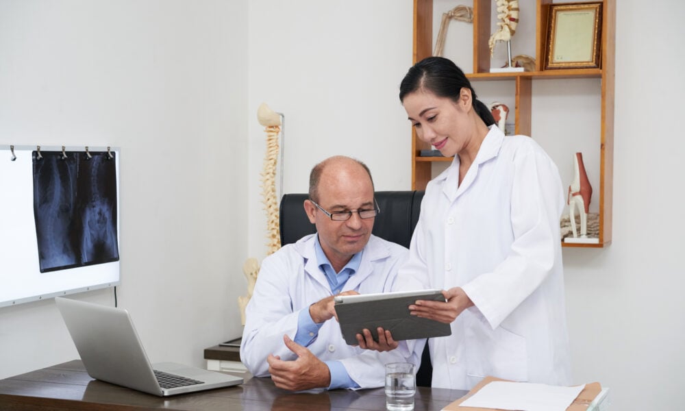 How Digital Physician Directories Help Patients Choose TCM Care in Singapore